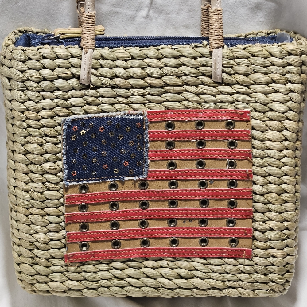 Flag purse
